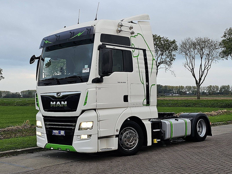 MAN 18.500 TGX - شاحنة جرار: صور 2 MAN 18.500 TGX - شاحنة جرار: صور 2