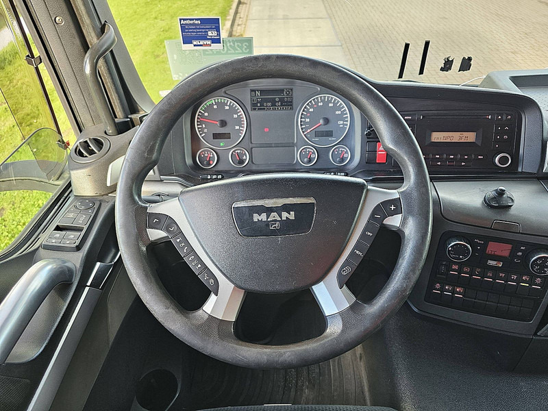 بصندوق مغلق شاحنة MAN 26.320 TGS: صور 12 بصندوق مغلق شاحنة MAN 26.320 TGS: صور 12