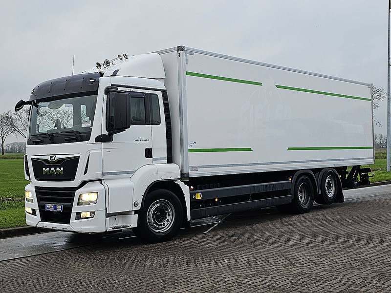 MAN 26.420 TGS 6X2-4 LL LIFT ISOBOX - بصندوق مغلق شاحنة: صور 2 MAN 26.420 TGS 6X2-4 LL LIFT ISOBOX - بصندوق مغلق شاحنة: صور 2