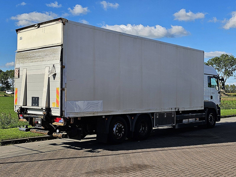 MAN 26.440 TGA LX 6X2 SIDE DOORS - بصندوق مغلق شاحنة: صور 3 MAN 26.440 TGA LX 6X2 SIDE DOORS - بصندوق مغلق شاحنة: صور 3