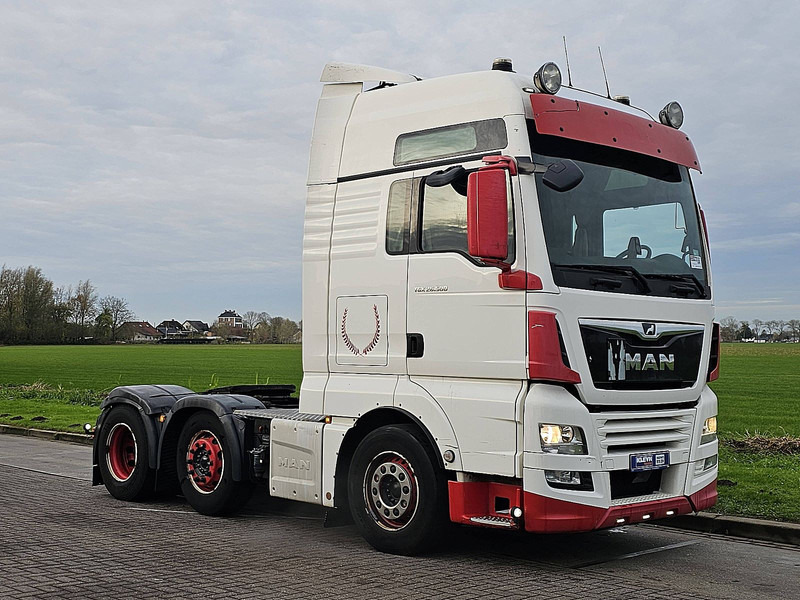 MAN 26.500 TGX 6X2 - شاحنة جرار: صور 5 MAN 26.500 TGX 6X2 - شاحنة جرار: صور 5