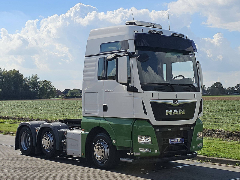 MAN 26.500 TGX XXL 6X2/4 INTARDER - شاحنة جرار: صور 5 MAN 26.500 TGX XXL 6X2/4 INTARDER - شاحنة جرار: صور 5