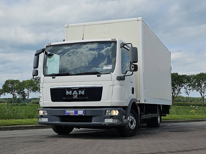 MAN 8.180 TGL BL MANUAL AIRCO LIFT - بصندوق مغلق شاحنة: صور 1 MAN 8.180 TGL BL MANUAL AIRCO LIFT - بصندوق مغلق شاحنة: صور 1