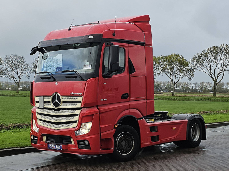Mercedes-Benz ACTROS 1848 LS - شاحنة جرار: صور 2 Mercedes-Benz ACTROS 1848 LS - شاحنة جرار: صور 2