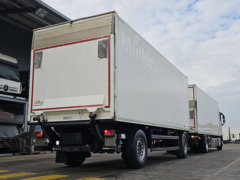 Mueller PRASQ18 TAILLIFT - بصندوق مغلق مقطورة: صور 1 Mueller PRASQ18 TAILLIFT - بصندوق مغلق مقطورة: صور 1