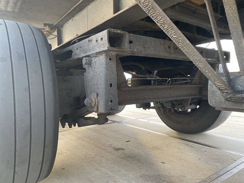 بصندوق مغلق نصف مقطورة Pacton R3-001 2X STEER AXLE LIFT: صور 8 بصندوق مغلق نصف مقطورة Pacton R3-001 2X STEER AXLE LIFT: صور 8