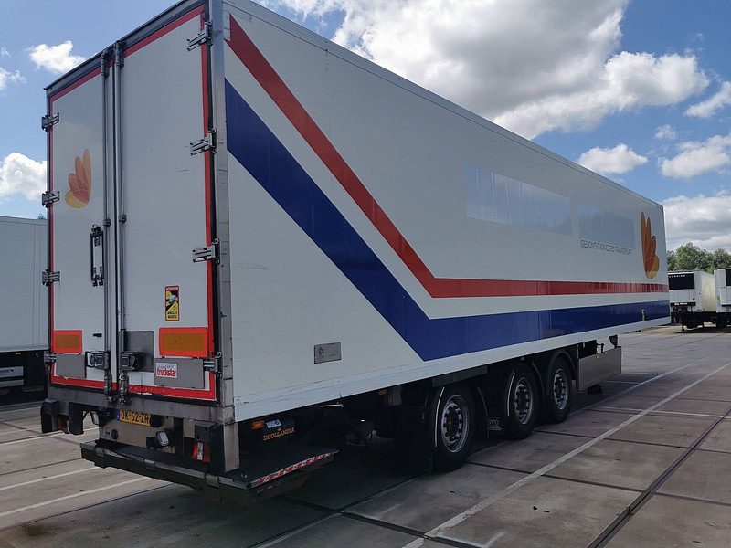 SYSTEM TRAILERS TKS24-1TRI - مبردة نصف مقطورة: صور 2 SYSTEM TRAILERS TKS24-1TRI - مبردة نصف مقطورة: صور 2