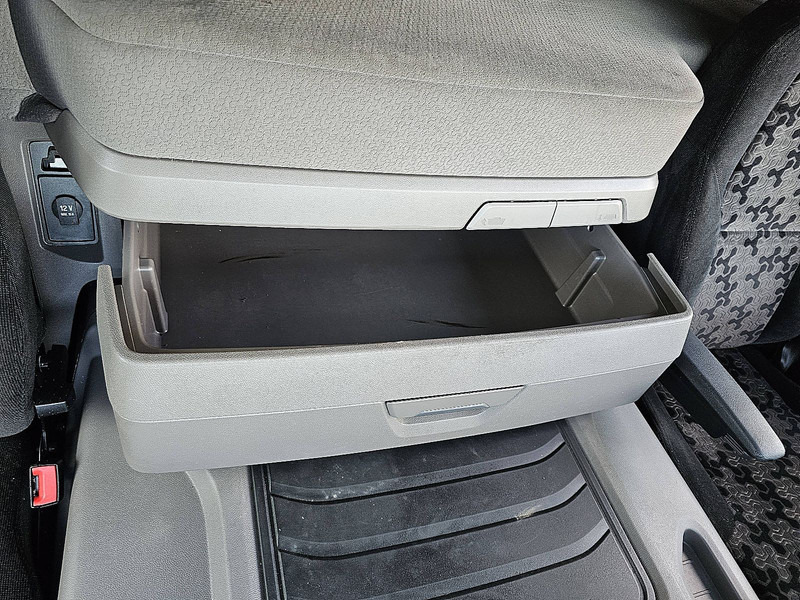 الشاسيه شاحنة Scania P450: صور 10 الشاسيه شاحنة Scania P450: صور 10