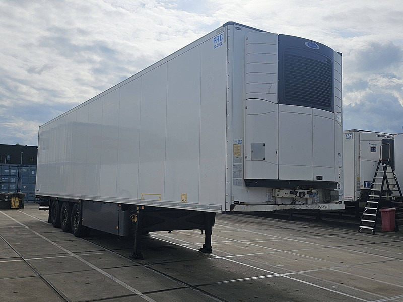 Schmitz Cargobull SKO 24 EURO MEATRAIL - مبردة نصف مقطورة: صور 3 Schmitz Cargobull SKO 24 EURO MEATRAIL - مبردة نصف مقطورة: صور 3