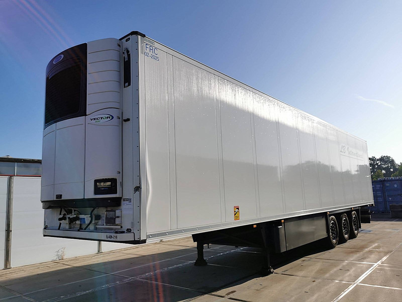 Schmitz Cargobull SKO24 - مبردة نصف مقطورة: صور 1 Schmitz Cargobull SKO24 - مبردة نصف مقطورة: صور 1