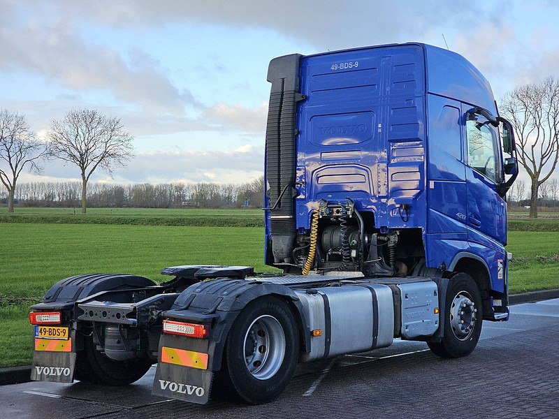 Volvo FH 420 GLOBETROTTER NL-TRUC - شاحنة جرار: صور 3 Volvo FH 420 GLOBETROTTER NL-TRUC - شاحنة جرار: صور 3