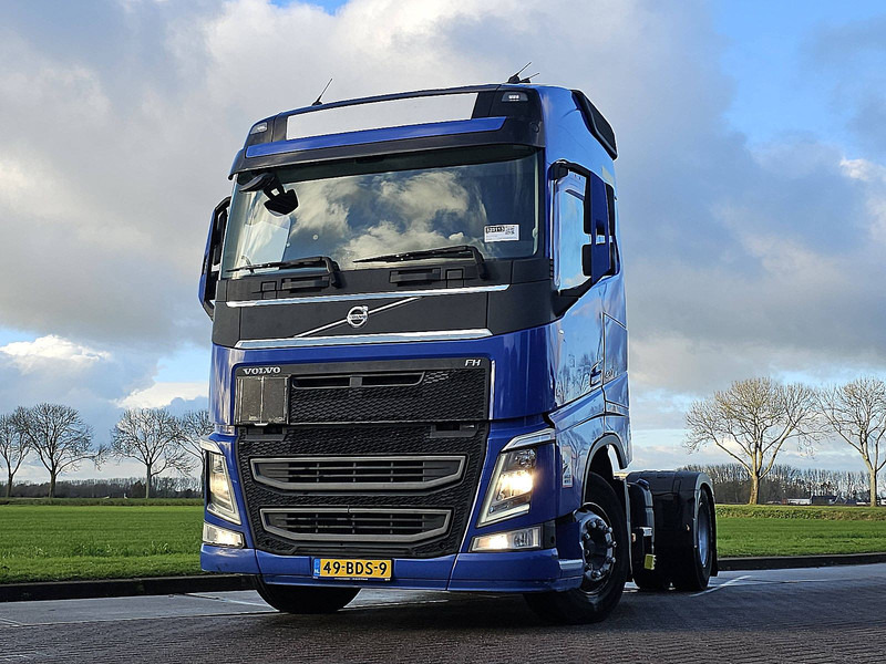 Volvo FH 420 GLOBETROTTER NL-TRUC - شاحنة جرار: صور 1 Volvo FH 420 GLOBETROTTER NL-TRUC - شاحنة جرار: صور 1