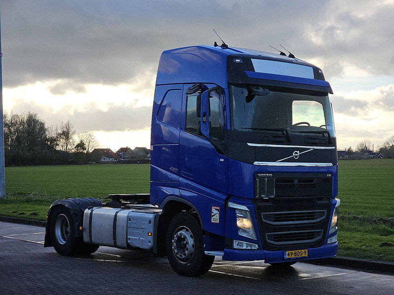 Volvo FH 420 GLOBETROTTER NL-TRUC - شاحنة جرار: صور 5 Volvo FH 420 GLOBETROTTER NL-TRUC - شاحنة جرار: صور 5