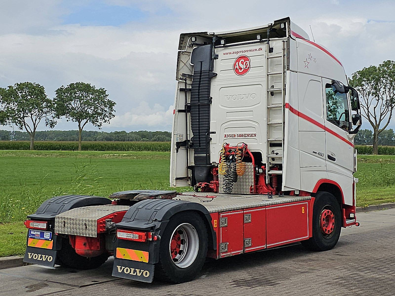 Volvo FH 460 GLOBETROTTER - شاحنة جرار: صور 3 Volvo FH 460 GLOBETROTTER - شاحنة جرار: صور 3