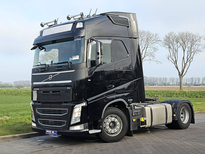 Volvo FH 460 PTO+HYDR. VOITH RET. - شاحنة جرار: صور 2 Volvo FH 460 PTO+HYDR. VOITH RET. - شاحنة جرار: صور 2