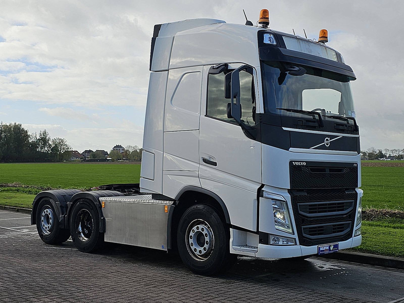 Volvo FH 500 6X2 - شاحنة جرار: صور 5 Volvo FH 500 6X2 - شاحنة جرار: صور 5