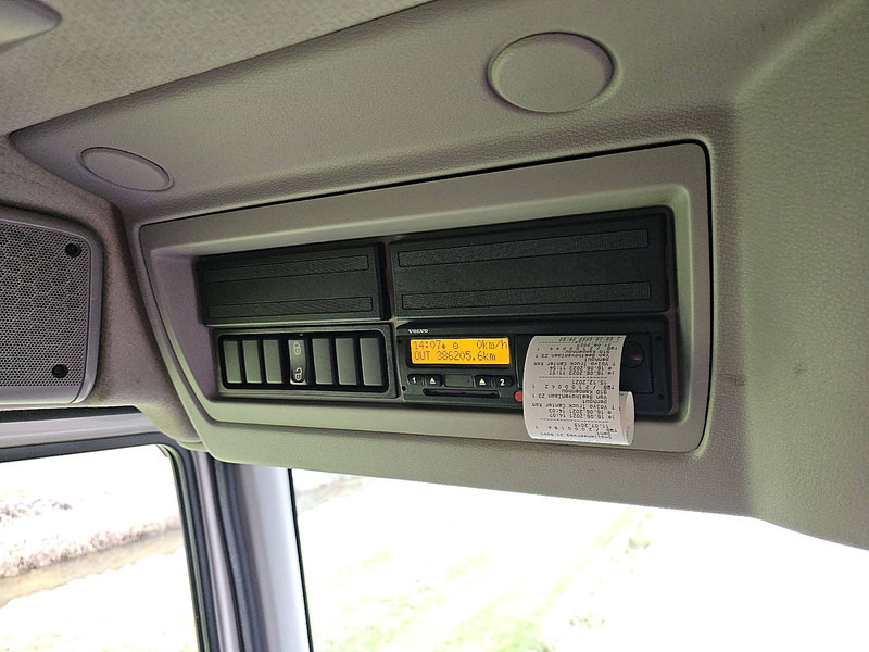 بصندوق مغلق شاحنة Volvo FL 240.18 MANUAL AIRCO LIFT: صور 11 بصندوق مغلق شاحنة Volvo FL 240.18 MANUAL AIRCO LIFT: صور 11