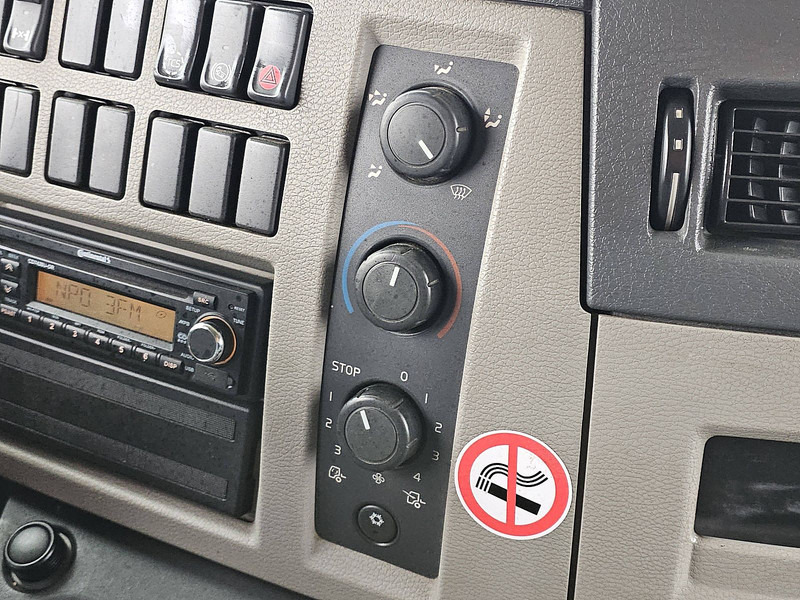 بصندوق مغلق شاحنة Volvo FL 240.18 MANUAL AIRCO LIFT: صور 14 بصندوق مغلق شاحنة Volvo FL 240.18 MANUAL AIRCO LIFT: صور 14