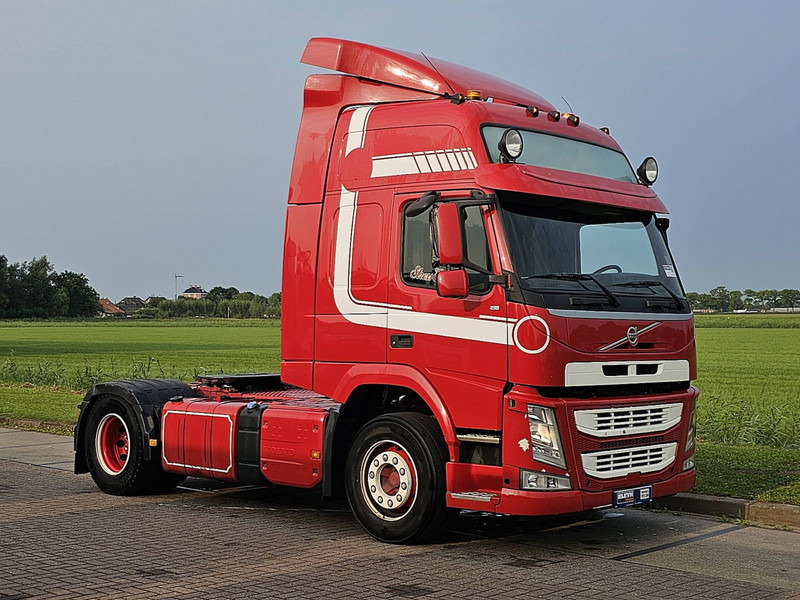 Volvo FM 370 GLOBETROTTER XL - شاحنة جرار: صور 5 Volvo FM 370 GLOBETROTTER XL - شاحنة جرار: صور 5