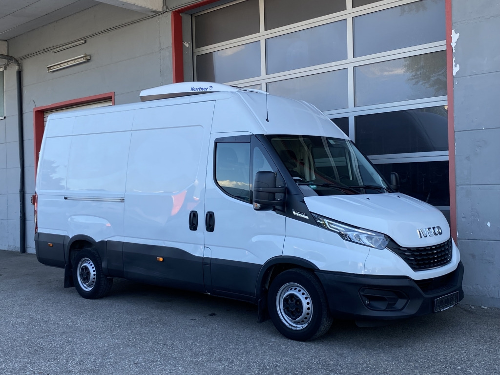 Iveco Daily 35S14 Hi-Matic Klimaautom. Kerstner 206 RA - الشاحنات الصغيرة المبردة: صور 1 Iveco Daily 35S14 Hi-Matic Klimaautom. Kerstner 206 RA - الشاحنات الصغيرة المبردة: صور 1