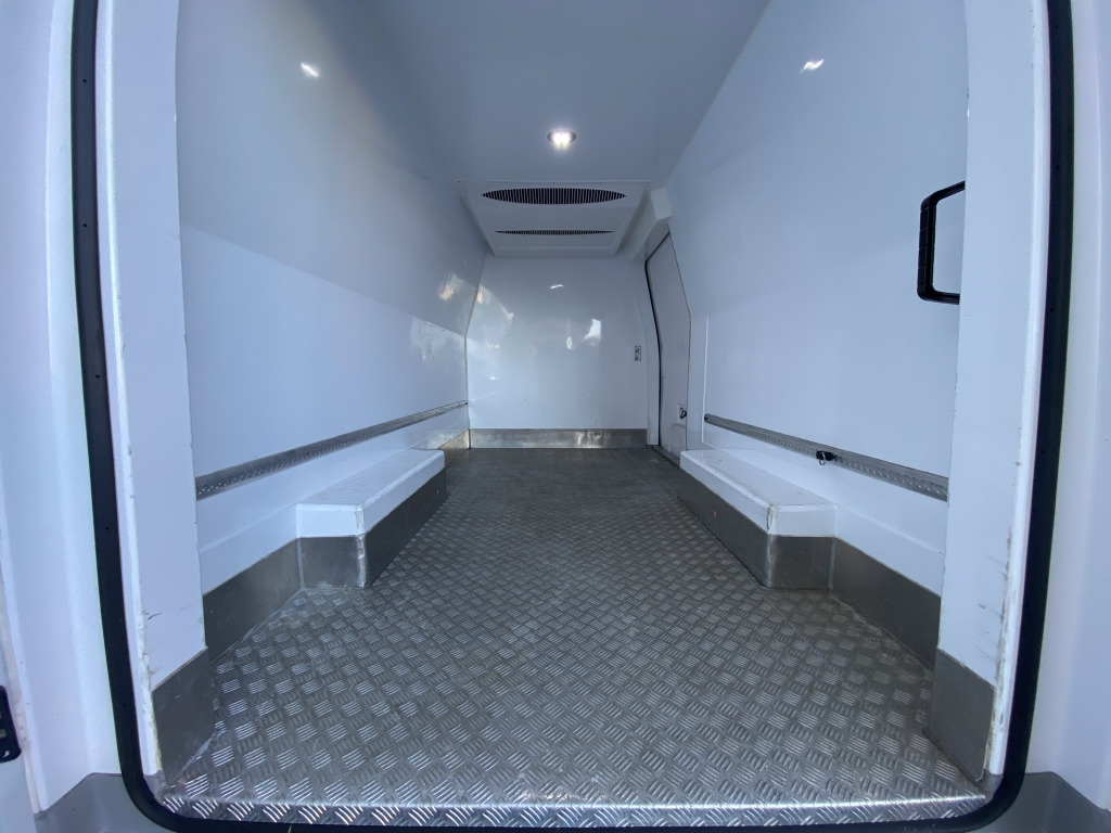 Iveco Daily 35S14 Hi-Matic Klimaautom. Kerstner 206 RA - الشاحنات الصغيرة المبردة: صور 5 Iveco Daily 35S14 Hi-Matic Klimaautom. Kerstner 206 RA - الشاحنات الصغيرة المبردة: صور 5