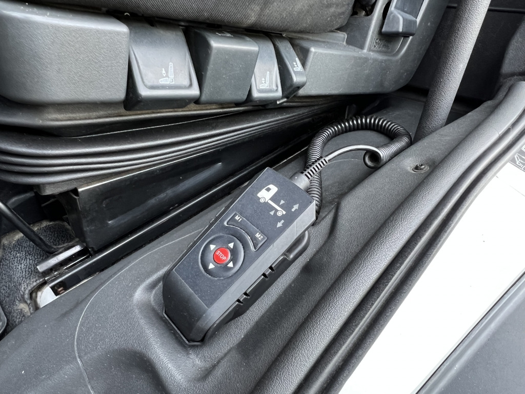 Mercedes-Benz Atego 818 Klima AHK 6,05m Koffer LBW Tempomat - الشاحنات الصغيرة صندوق مغلق: صور 3 Mercedes-Benz Atego 818 Klima AHK 6,05m Koffer LBW Tempomat - الشاحنات الصغيرة صندوق مغلق: صور 3