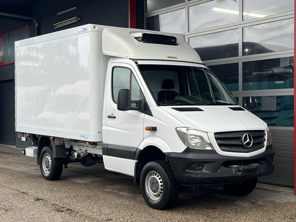 Mercedes-Benz Sprinter 316 CDI 4x4 3,4m CarrierViento Tiefkühl - الشاحنات الصغيرة المبردة: صور 1 Mercedes-Benz Sprinter 316 CDI 4x4 3,4m CarrierViento Tiefkühl - الشاحنات الصغيرة المبردة: صور 1