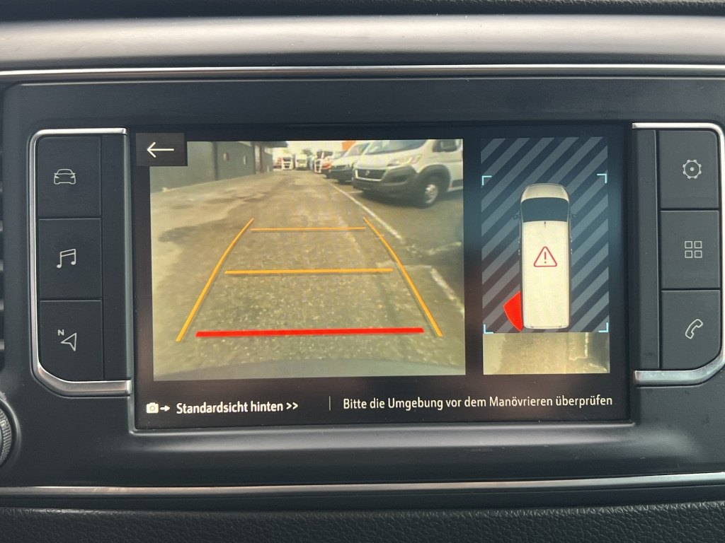 Opel zafira life L3 Head-Up Panorama 8-Sitzer Massage - سيارة: صور 2 Opel zafira life L3 Head-Up Panorama 8-Sitzer Massage - سيارة: صور 2