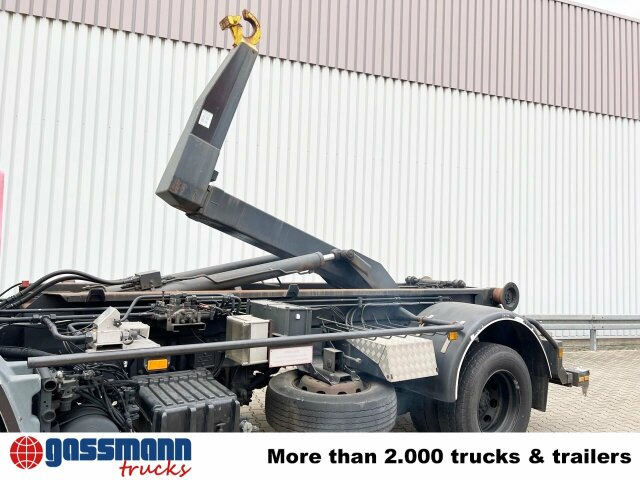 شاحنة ذات الخطاف DAF 65.210 4x4: صور 15 شاحنة ذات الخطاف DAF 65.210 4x4: صور 15