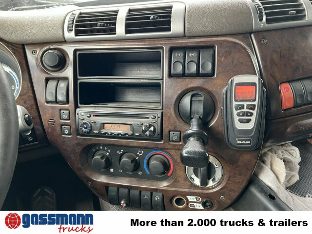 DAF AT 85.460 6x4, Abrollkipper Palfinger T20 - شاحنة ذات الخطاف, شاحنة كرين: صور 2 DAF AT 85.460 6x4, Abrollkipper Palfinger T20 - شاحنة ذات الخطاف, شاحنة كرين: صور 2