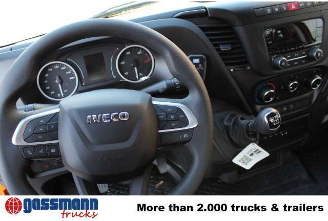 Iveco Daily 70C18H 4x2 mit Kran HMF 340-K3, Funk - قلابات, شاحنة كرين: صور 2 Iveco Daily 70C18H 4x2 mit Kran HMF 340-K3, Funk - قلابات, شاحنة كرين: صور 2