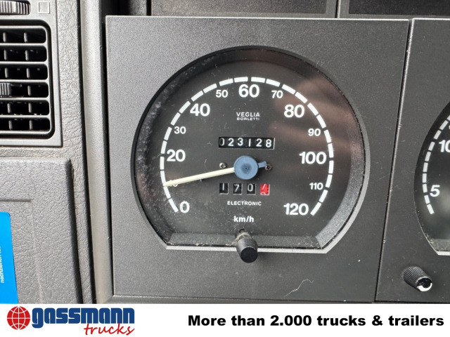 Iveco EuroFire FF 100 E 21 WR tector 4x4 Doka, LF 8/6 - المطافئ: صور 5 Iveco EuroFire FF 100 E 21 WR tector 4x4 Doka, LF 8/6 - المطافئ: صور 5