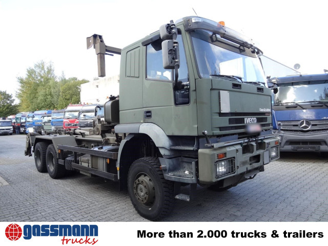 Iveco EuroTrakker 260E44W 6X6, Retarder, ADR - شاحنة ذات الخطاف: صور 2 Iveco EuroTrakker 260E44W 6X6, Retarder, ADR - شاحنة ذات الخطاف: صور 2