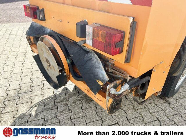 KIEFER HY 1251 / 4x4 Bokimobil, Winterdienst - سياره كنس شوارع: صور 3 KIEFER HY 1251 / 4x4 Bokimobil, Winterdienst - سياره كنس شوارع: صور 3