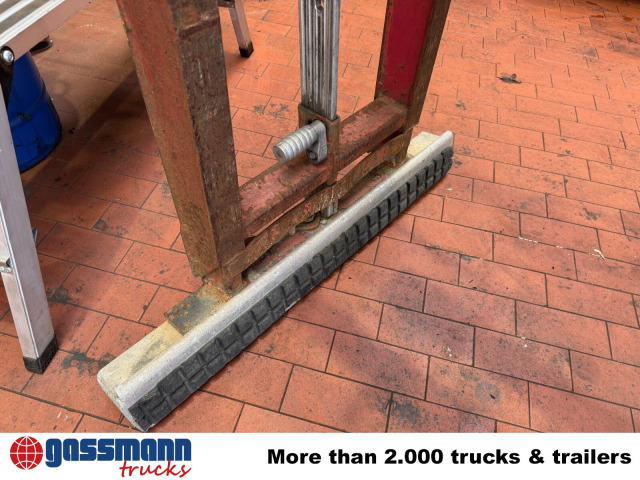 KM 332-V-1100 Palettenzange - مخلبي: صور 4 KM 332-V-1100 Palettenzange - مخلبي: صور 4