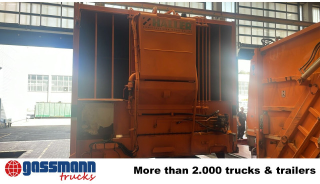 M21X2C mit Zöller Schüttung - شاحنة ذات الخطاف: صور 4 M21X2C mit Zöller Schüttung - شاحنة ذات الخطاف: صور 4