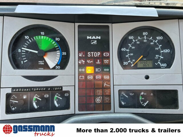 MAN 10.224 LC 4x2 BB Doka, LHF 16/12, 6-Zylinder - المطافئ: صور 5 MAN 10.224 LC 4x2 BB Doka, LHF 16/12, 6-Zylinder - المطافئ: صور 5