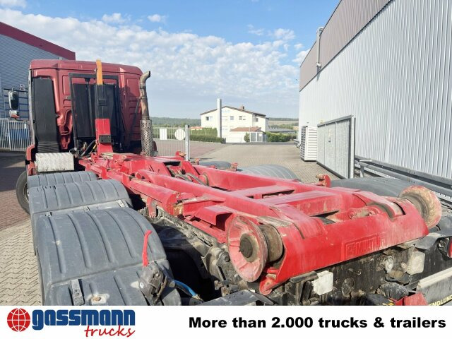 MAN TGA 25.530 8x4-4 BL, Lift-/Lenkachse - شاحنة ذات الخطاف: صور 3 MAN TGA 25.530 8x4-4 BL, Lift-/Lenkachse - شاحنة ذات الخطاف: صور 3