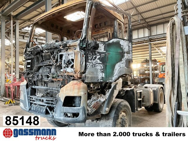 MAN TGS 18.480 4x4 BLS, BRANDSCHADEN - شاحنة جرار: صور 1 MAN TGS 18.480 4x4 BLS, BRANDSCHADEN - شاحنة جرار: صور 1