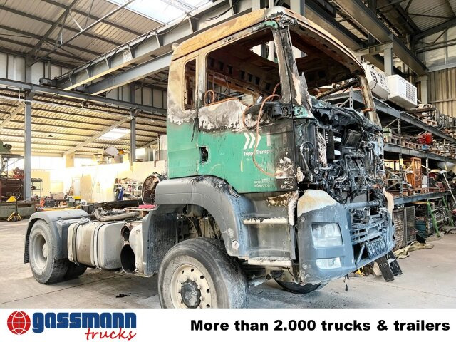 MAN TGS18.480 4x4 BLS, SCHALTGETRIEBE, BRANDSCHADEN - نقل الحركة - شاحنة: صور 4 MAN TGS18.480 4x4 BLS, SCHALTGETRIEBE, BRANDSCHADEN - نقل الحركة - شاحنة: صور 4