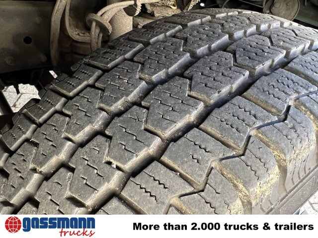 Mercedes-Benz 711 D-KA 4x2, Standklima, 11-Sitze, 2 x on stock - صغيرة, ميكروباص: صور 2 Mercedes-Benz 711 D-KA 4x2, Standklima, 11-Sitze, 2 x on stock - صغيرة, ميكروباص: صور 2