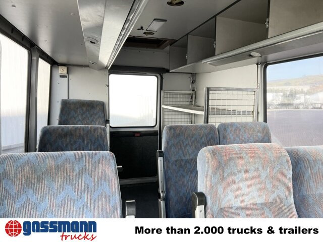 Mercedes-Benz 711 D-KA 4x2, Standklima, 11-Sitze, 2 x on stock - صغيرة, ميكروباص: صور 5 Mercedes-Benz 711 D-KA 4x2, Standklima, 11-Sitze, 2 x on stock - صغيرة, ميكروباص: صور 5