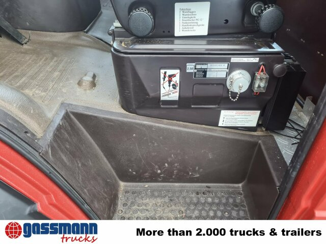 Mercedes-Benz 814 D 4x2 Doka, LF 8/6 - المطافئ: صور 4 Mercedes-Benz 814 D 4x2 Doka, LF 8/6 - المطافئ: صور 4