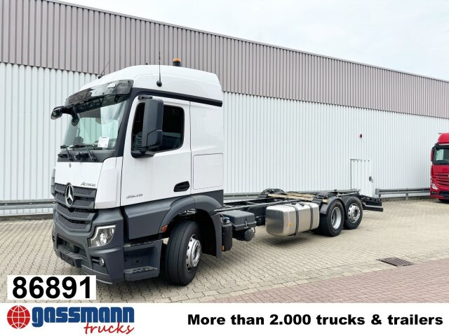 Mercedes-Benz Actros 2545 L 6x2, Lenk-/Liftachse, StreamSpace, - الشاسيه شاحنة: صور 1 Mercedes-Benz Actros 2545 L 6x2, Lenk-/Liftachse, StreamSpace, - الشاسيه شاحنة: صور 1