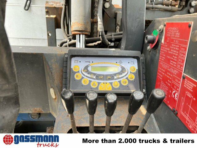 Mercedes-Benz Antos 1840 L 4x2, Aufnahme für Mitnahmestapler - شاحنات مسطحة: صور 2 Mercedes-Benz Antos 1840 L 4x2, Aufnahme für Mitnahmestapler - شاحنات مسطحة: صور 2