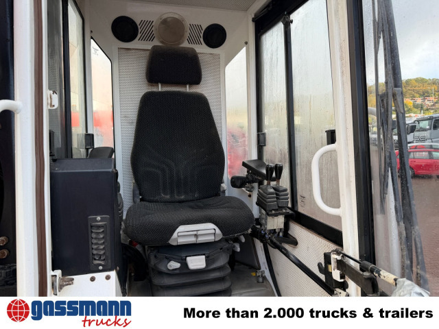 Mercedes-Benz Arocs 2648 6x4 mit Heckkran Epsilon M12Z83, - شاحنة قطع الأشجار, شاحنة كرين: صور 3 Mercedes-Benz Arocs 2648 6x4 mit Heckkran Epsilon M12Z83, - شاحنة قطع الأشجار, شاحنة كرين: صور 3