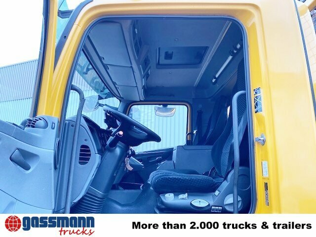 Mercedes-Benz Axor 1833 L 4x2 mit Heckkran Hiab XS 133 K-2 - شاحنات مسطحة, شاحنة كرين: صور 2 Mercedes-Benz Axor 1833 L 4x2 mit Heckkran Hiab XS 133 K-2 - شاحنات مسطحة, شاحنة كرين: صور 2