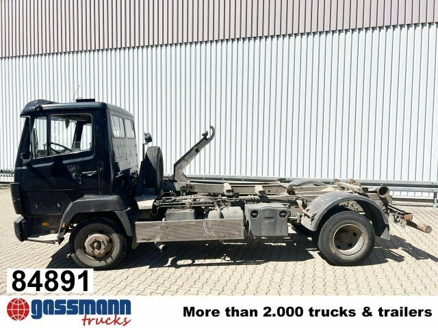 Mercedes-Benz LK 817 4x2/37, City-Abroller, 6-Zylinder Motor - شاحنة ذات الخطاف: صور 1 Mercedes-Benz LK 817 4x2/37, City-Abroller, 6-Zylinder Motor - شاحنة ذات الخطاف: صور 1