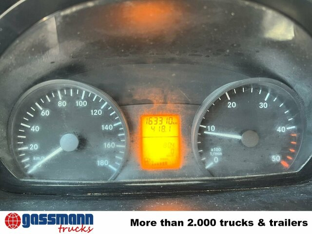 Mercedes-Benz Sprinter 209 CDI 4x2 Doka - الشاحنات الصغيرة المسطحة, الشاحنات الصغيرة كابينة مزدوجة: صور 3 Mercedes-Benz Sprinter 209 CDI 4x2 Doka - الشاحنات الصغيرة المسطحة, الشاحنات الصغيرة كابينة مزدوجة: صور 3