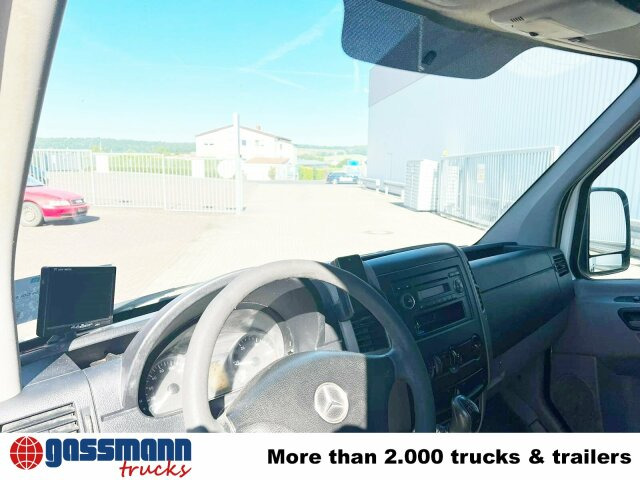 Mercedes-Benz Sprinter 209 CDI 4x2 Doka - الشاحنات الصغيرة المسطحة, الشاحنات الصغيرة كابينة مزدوجة: صور 2 Mercedes-Benz Sprinter 209 CDI 4x2 Doka - الشاحنات الصغيرة المسطحة, الشاحنات الصغيرة كابينة مزدوجة: صور 2